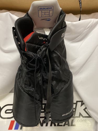 Women Small Bauer  Vapor X30 Hockey Pants