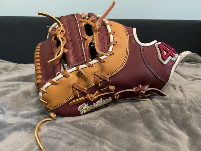 Custom 44 Pro LHT 1B Mitt