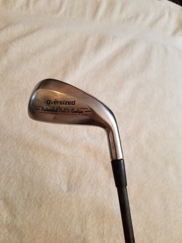 Used Men's 2 iron Right Handed Regular Flex Graphite Shaft