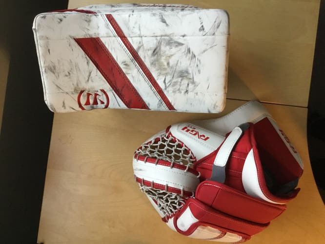 Warrior Intermediate G4 catcher & blocker, white and red