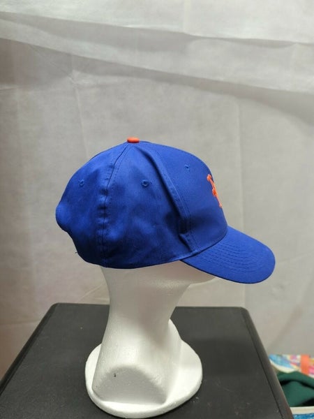 Vintage 1980s MLB New York Mets Pinstripe Snapback Starter Hat