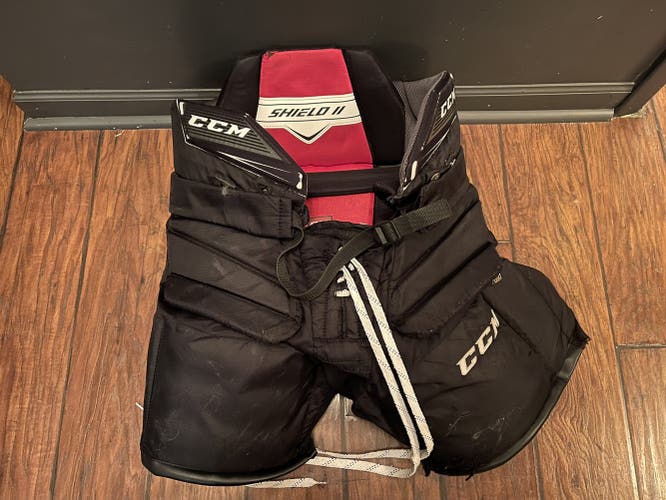Black Used Medium CCM Extreme Flex II Shield Pro Hockey Goalie Pants