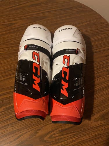 CCM Hockey JetSpeed FT4 Pro Shin Pads Senior 15”