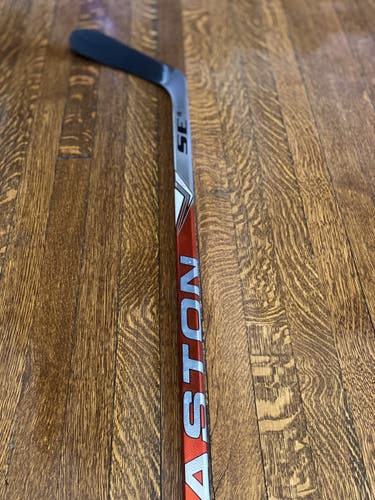 Pro Stock SE16 Hockey Stick