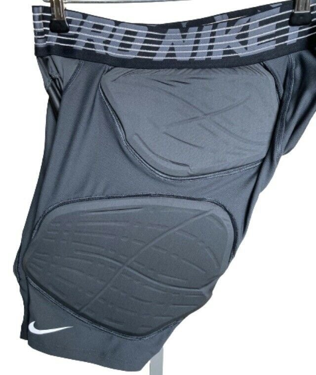 NIKE Pro Combat Hyperstrong 3.0 Compression 4 Pad Camo Football