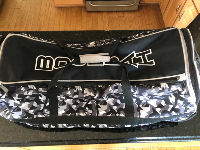 Boombah catcher’s bag