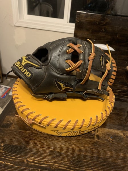 Mizuno Pro Limited GMP61BK 11.5” Glove Relaced