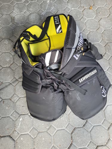 Warrior Ritual X2 Goalie Pants (Senior/ Small)