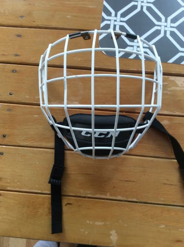Used Small CCM FM580 Helmet cage white