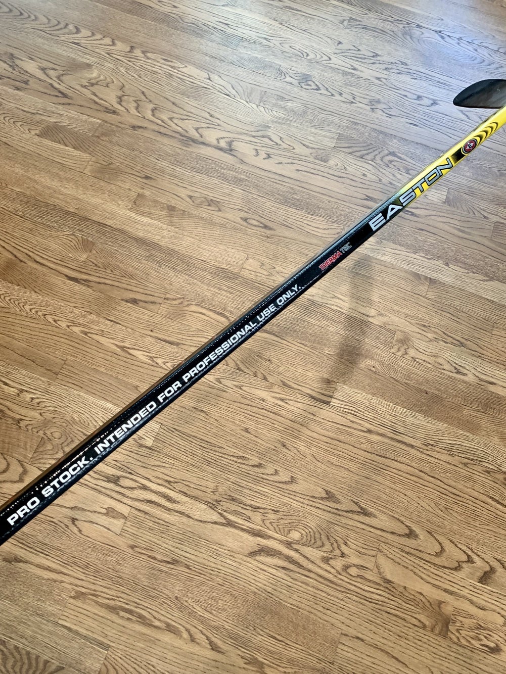 Team Canada Olympic-themed Easton Stealth Pro Stock | SidelineSwap