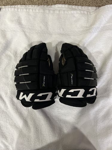CCM 13" Tacks 4 Roll Pro Gloves