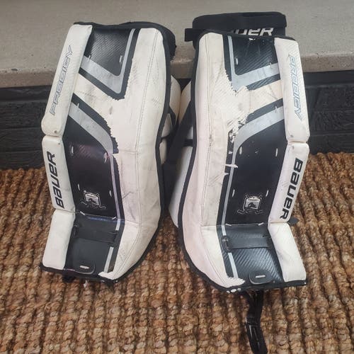 Used 22" Bauer Prodigy 2.0 Goalie Leg Pads