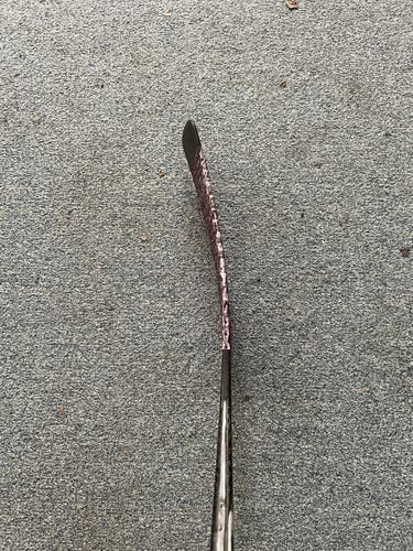 Senior Right Handed Heel Pattern  Alpha DX Pro Hockey Stick