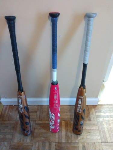Used USSSA Certified 2022 DeMarini Composite Zoa Bat (-10) 20 oz 30"