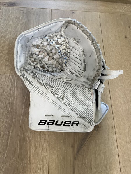 Bauer Supreme S29 Intermediate goalie glove Regular