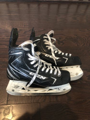 Senior CCM Regular Width  Size 9 RibCor 70K Hockey Skates