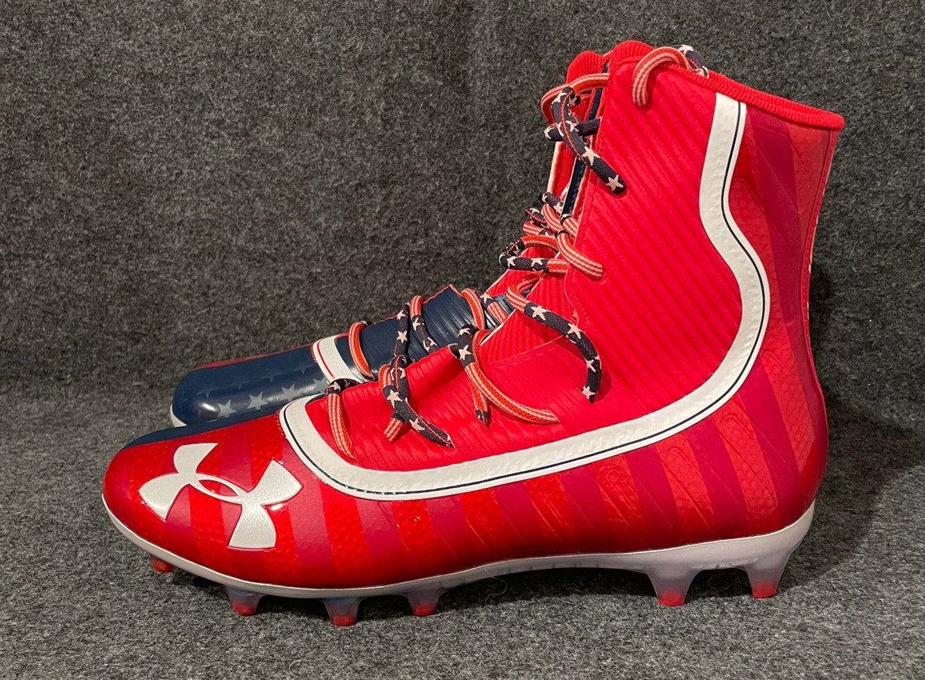 Under Armour Highlight LIMITED EDITION USA Football Cleats 3021191-600 Men 11 14 