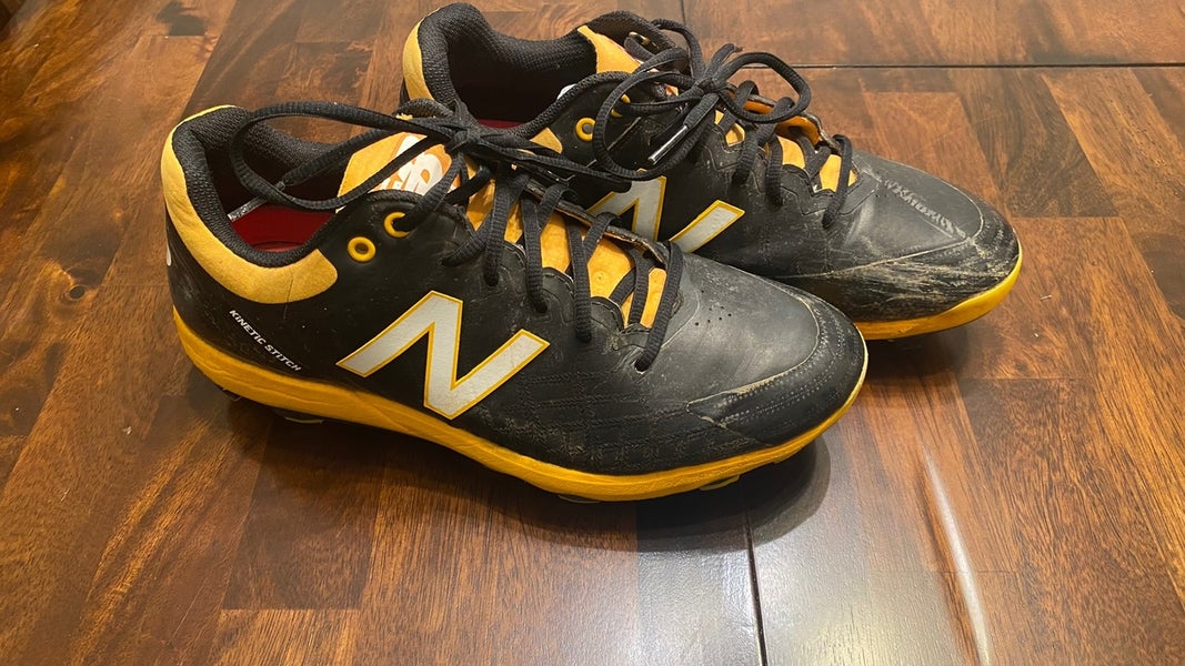 Men's Molded Cleats New Balance 4040v5