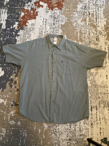 The North Face mens XL short sleeve button up shirt.