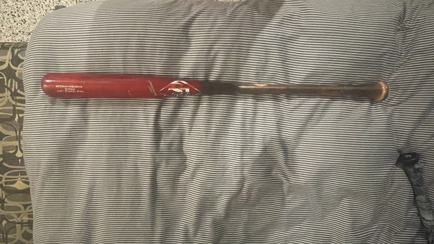 Louisville slugger bat