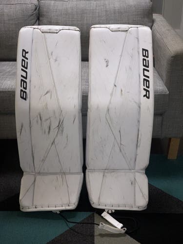 35" Bauer  Supreme 3S Goalie Leg Pads (Large)