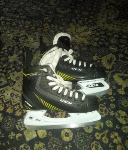 *Used 2 Times* CCM Tacks 1052 Skates