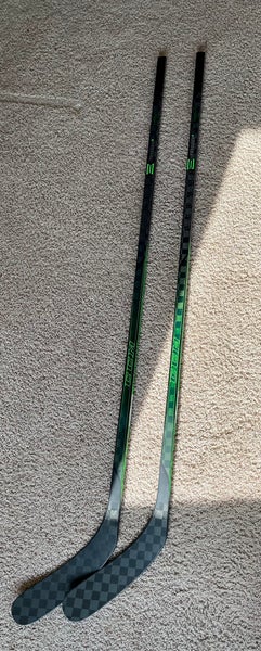 New Ribcor Trigger 5 Pro Hockey Stick - Intermediate Right Handed