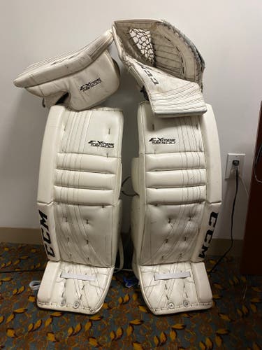 34+1 CCM Extreme Flex 500 Senior Goalie Full Set