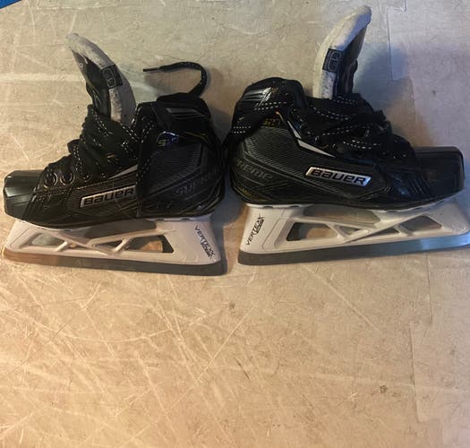 Used Bauer Size 1 Supreme Goalie Skates