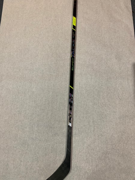New CCM SuperTacks AS3 Pro Pro Stock Stick Colorado Avalanche RH Lernout 105 Flex P29