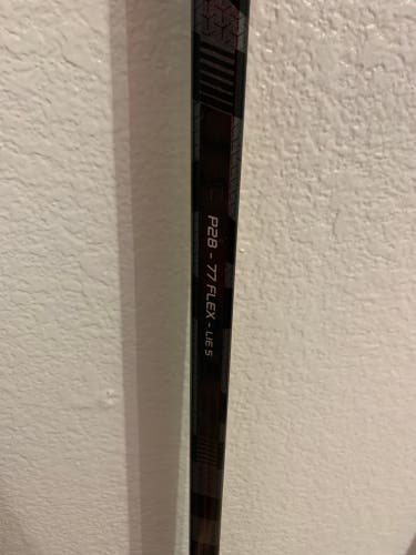 Senior Right Handed Toe Pattern Supreme 3s Hockey Stick