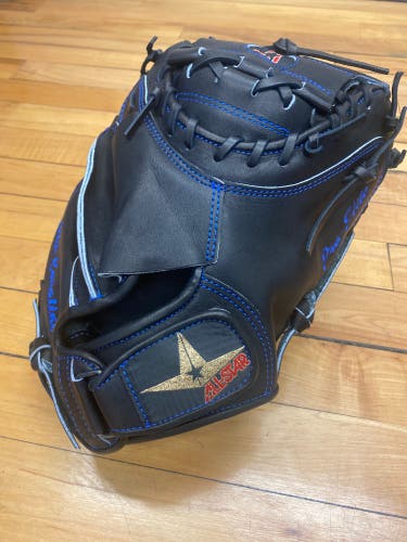 Right Hand Throw 35" CM3000BK Catcher's Glove