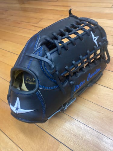 Outfield 12.75" System 7 Baseball Glove