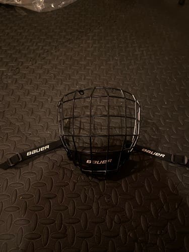 Medium Bauer Full Cage Profile II Facemask