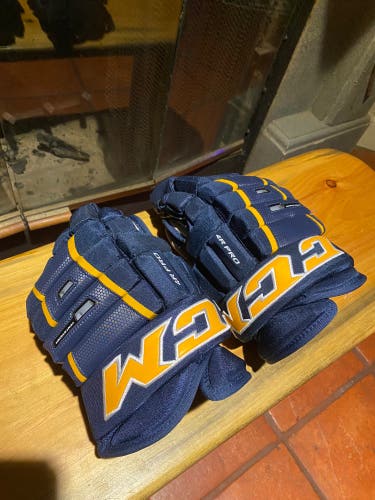 CCM 14"  Gloves 4R Pro