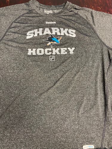 Gray Used Medium Reebok Shirts Reebok Undershirt