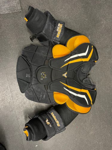 Used XL Vaughn Pro Stock Velocity V6 Goalie Chest Protector
