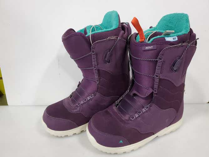 Used Burton Mint Senior 8 Womens Snowboard Boots