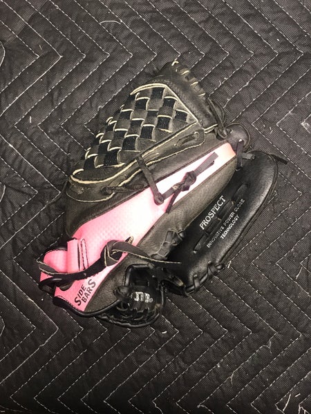 Pink & Black Mizuno Broken In Infield 11" Prospect Softball Glove