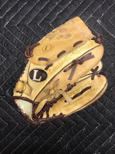 All Leather Louisville Slugger Infield 9" Slugger Series Baseball Glove