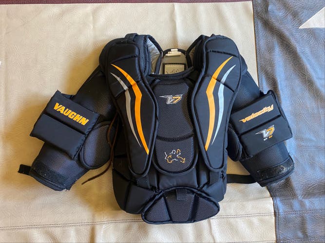 Used Youth Vaughn Velocity V7 XF Goalie Chest Protector - S/M