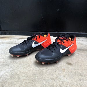 NIKE Alpha Huarache Elite 2 Low (sz 8.5)