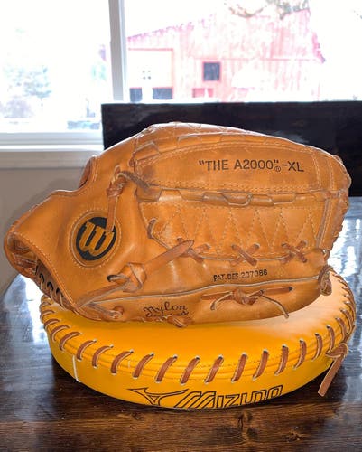 Wilson A2000 XL Japan 12” Glove