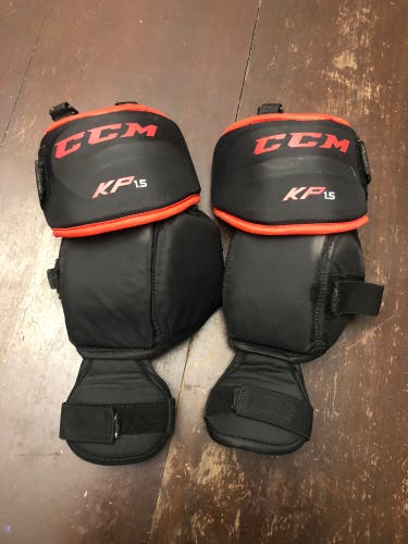 Used Sr CCM Kp 1.5 Knee Guards