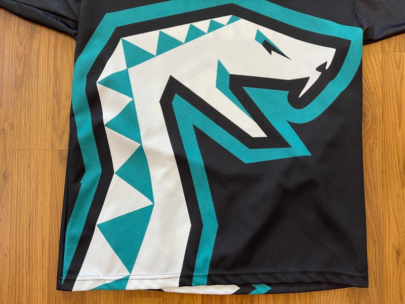 Jerseys of the Rattlers — Sleeveless