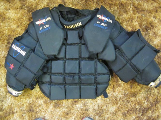 Used Large Vaughn VP 2000 Goalie Chest Protector