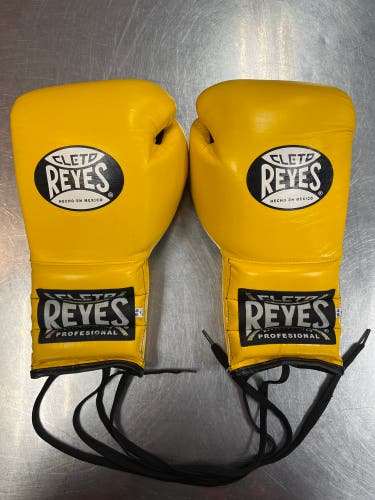 Cleto Reyes 18oz Boxing Glove