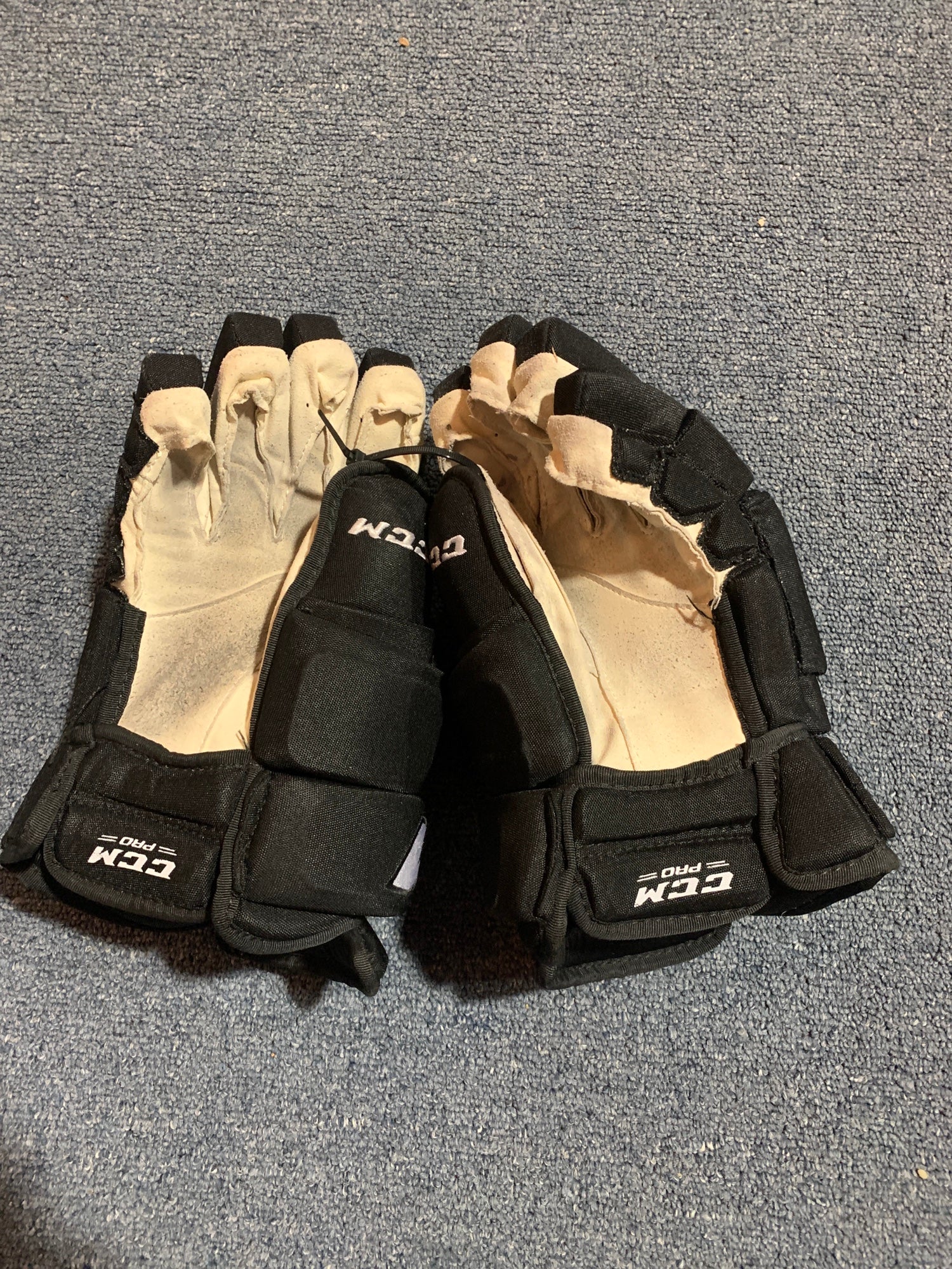 CCM HG97 Pro Stock Hockey Gloves Black AVALANCHE 4283 