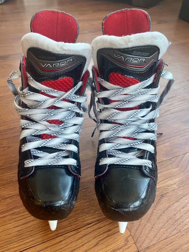 Bauer Vapor X500 Hockey Skates Youth size 13.5