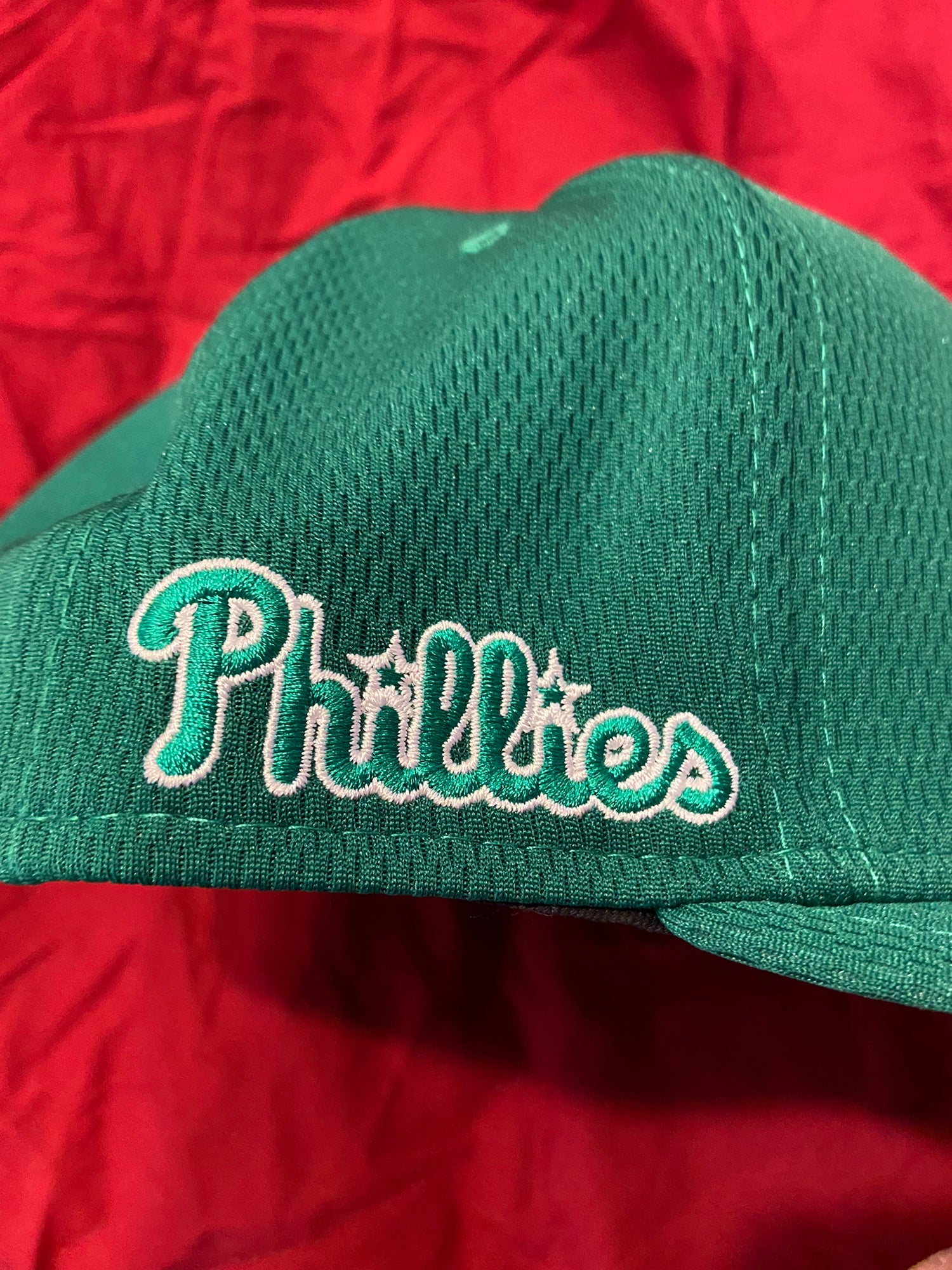 MLB Philadelphia Phillies Green St. Patrick's Day 59Fifty New Era Hat Size  7 3/8 * NEW